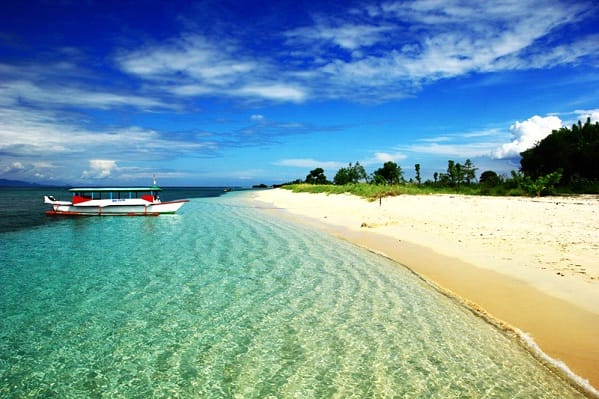 Pantai Sambelia