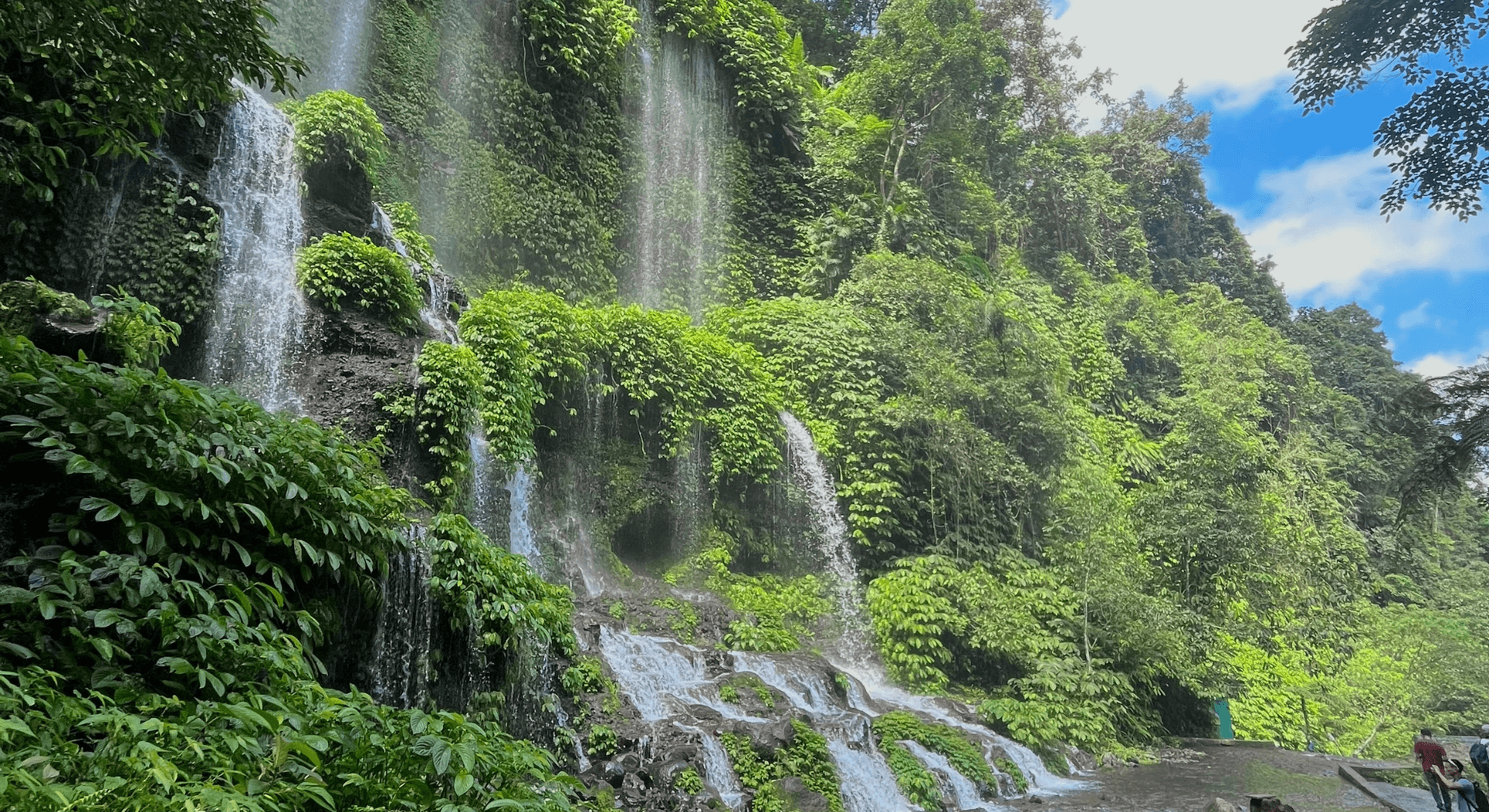 RINJANI WATERFALL & TROPICAL GILI ESCAPE
