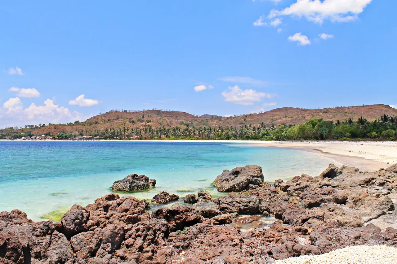 Pantai Elak Elak