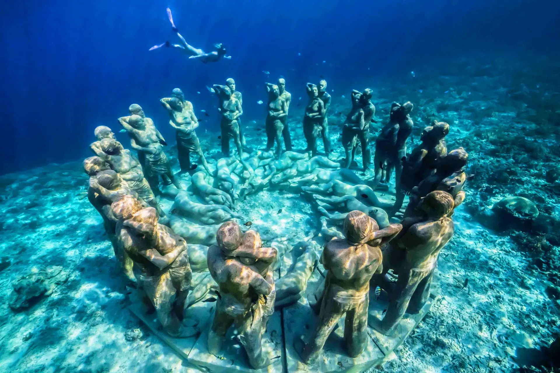 underwater sculptures