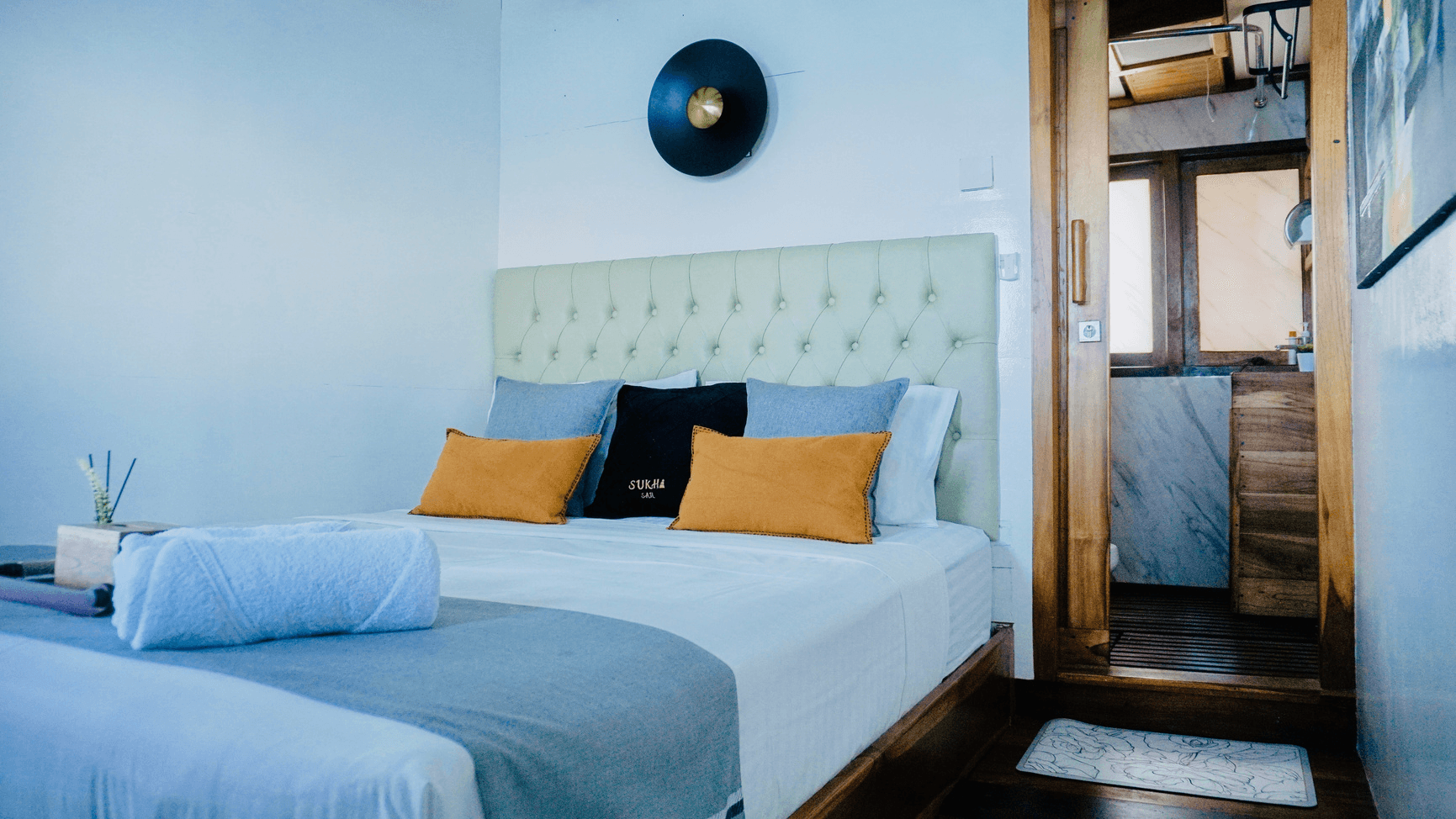 Lombok to Komodo 4D3N — Live on Board Cruise