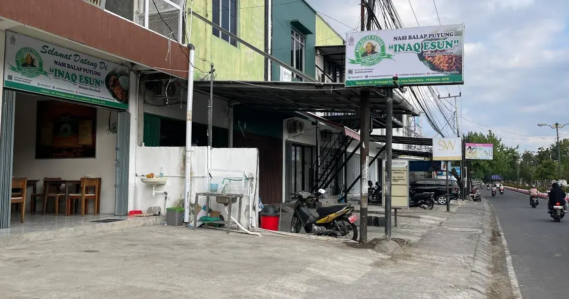 Nasi Balap Puyung Inaq Esun