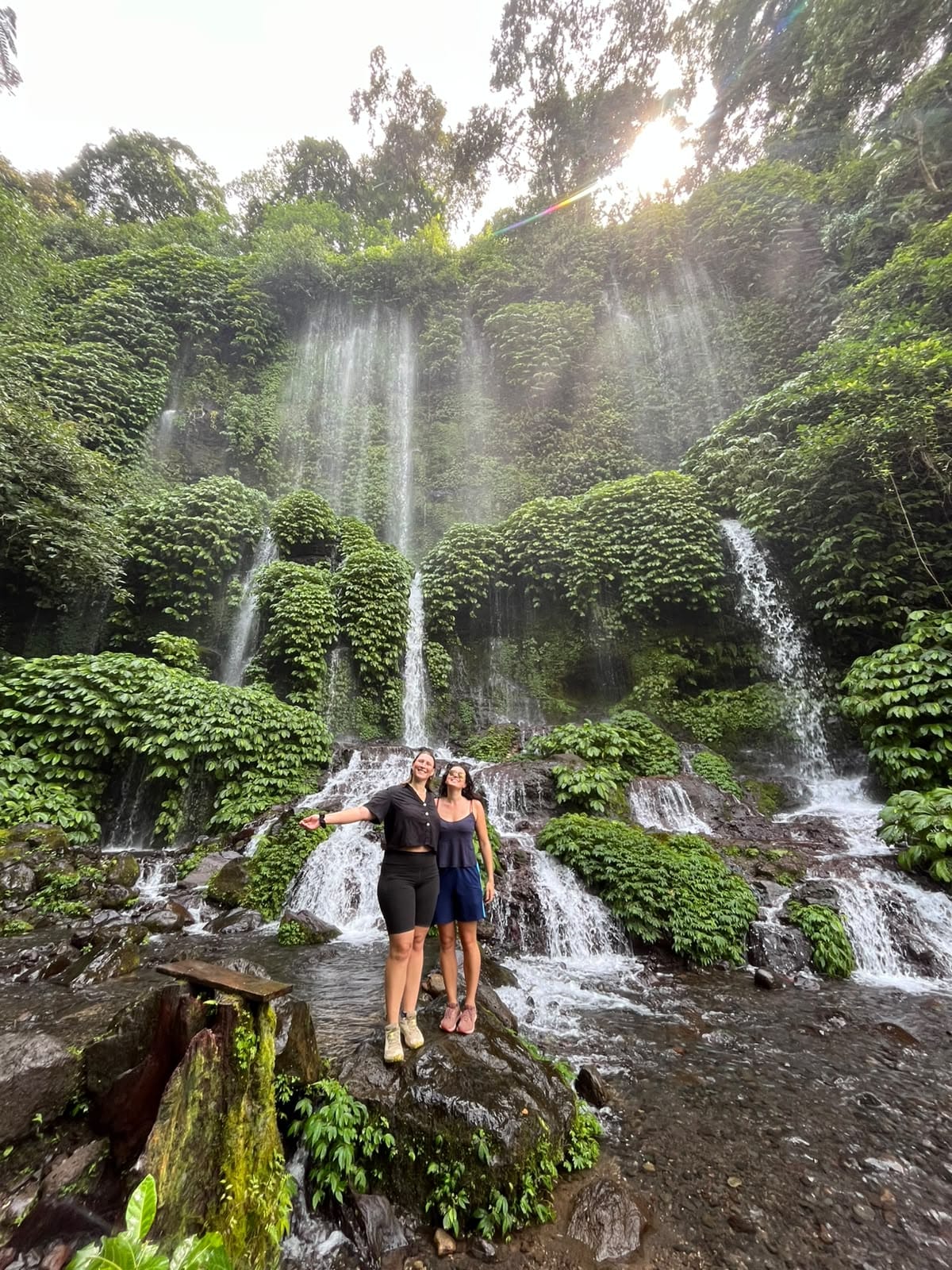 RINJANI WATERFALL & TROPICAL GILI ESCAPE