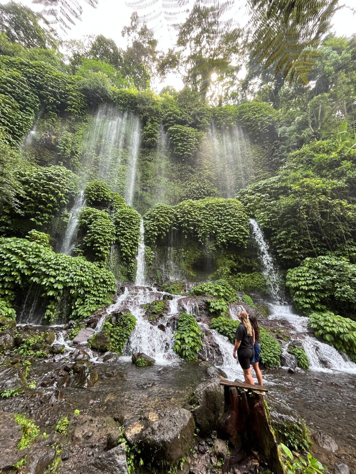 SECRET GILI & TWIN WATERFALL EXPLORER